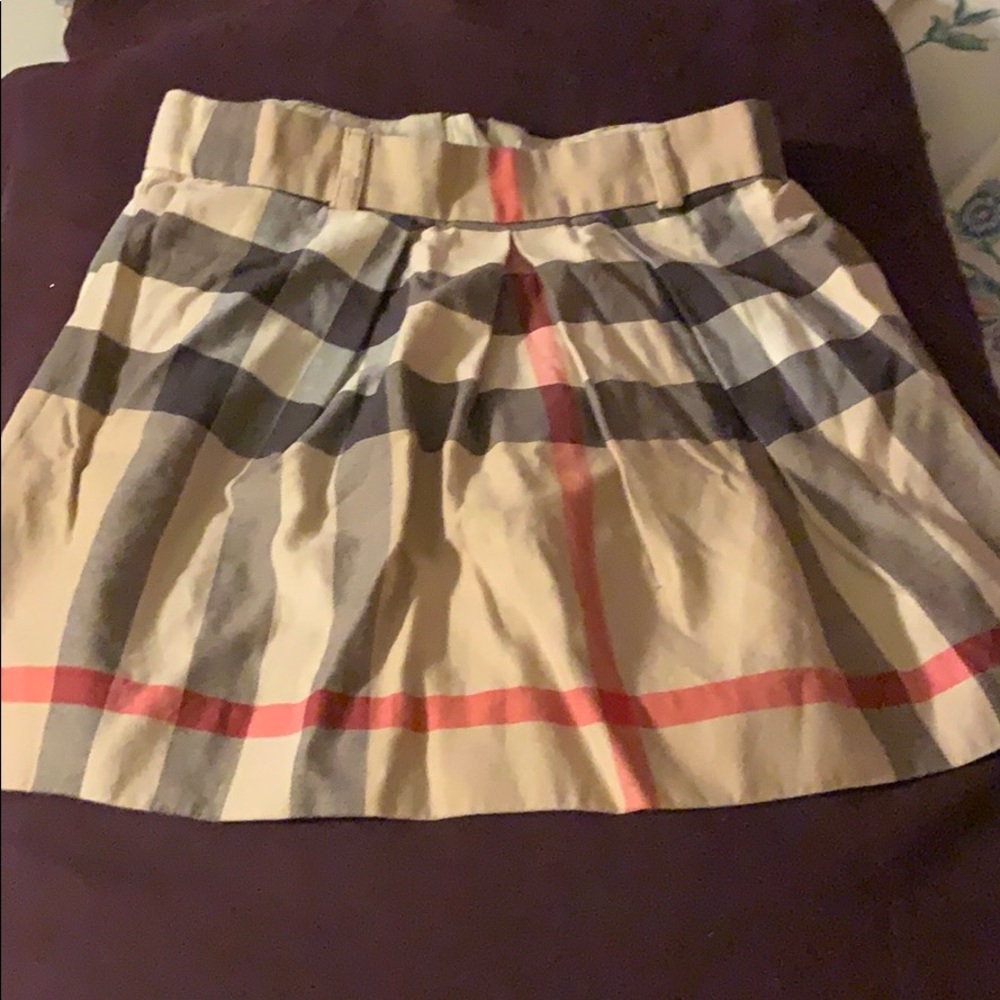 Burberry skirt